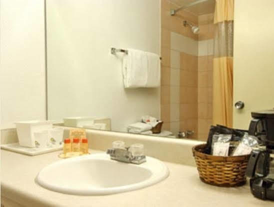Vacation Inn Phoenix Rum bild